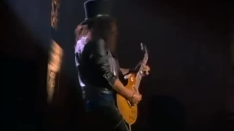 GUNS & ROSES - Welcome To The Jungle
