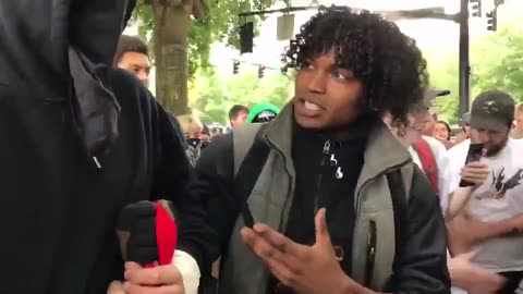 Aug 17 2019 Portland 1.3.3 Antifa steals a MAGA hat from someone