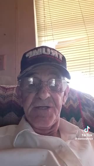 THE BEST VIDEO ON THE INTERNET! 😂😂😂😂