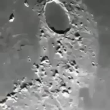 UFOs flying around on the FAR SIDE of our MOON!! #UFO #Alien #ET #USO #UAP #Disclosure 👉👉👉 Follow me