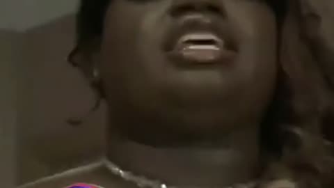 KEVIN HART'S RIGHT HAND MAN LIL RELL IN A DRESS, I GUESS IN HOLLYWOOD YOU DO GOTTA WEAR A DRESS