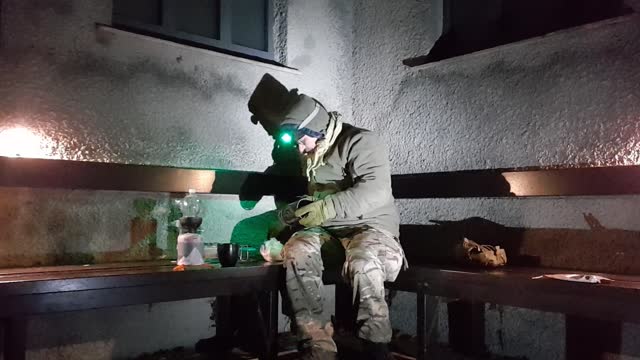 Making a coffee. POSTBRIDGE. DARTMOOR. 14th Dec 2022