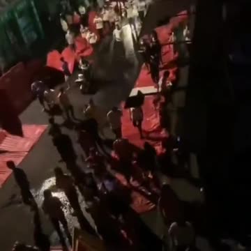 Chinese Protestors Revolt Against Lockdown in the Village of Kangle in Guangdong