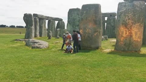 woke oil activists vandalize stone henge absolute insanity