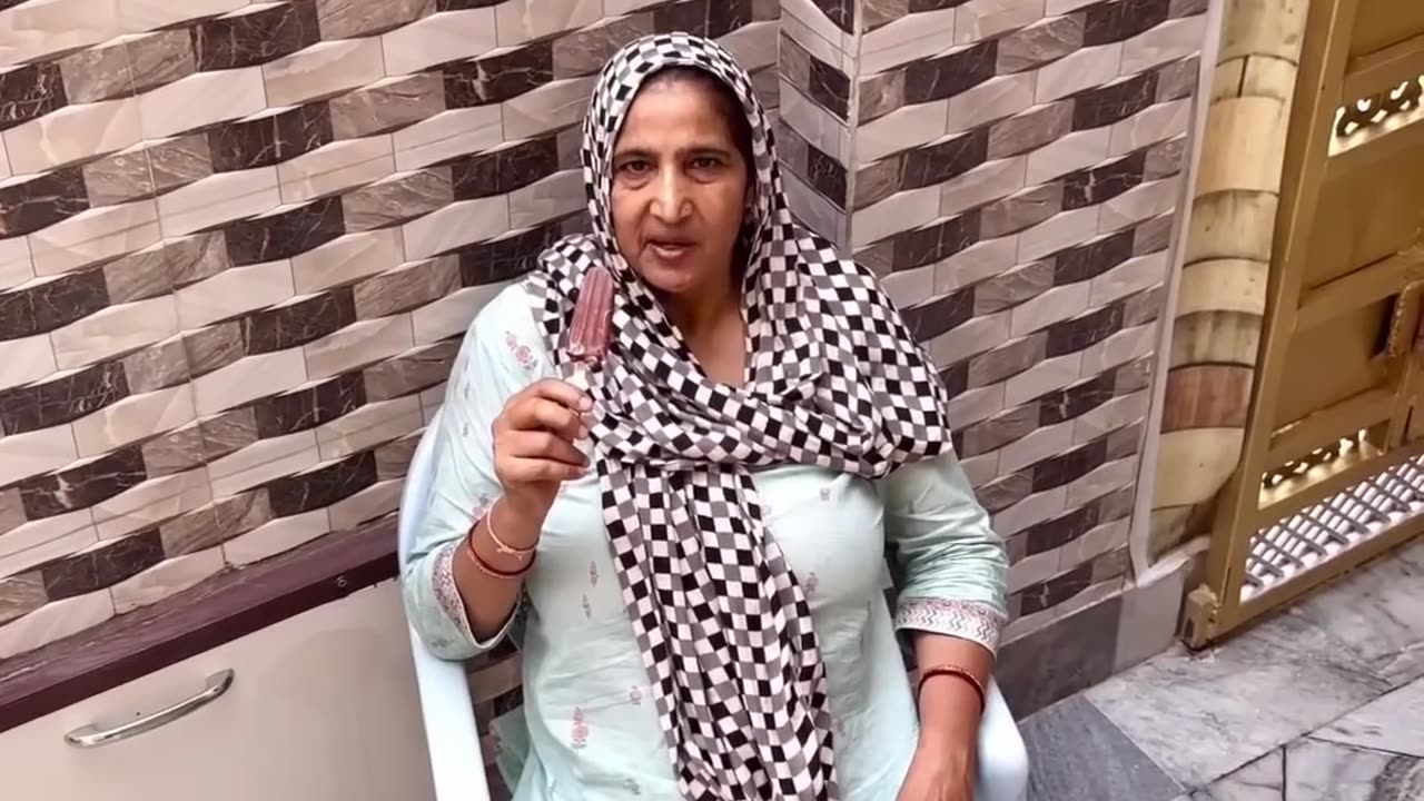 Kia apki mama bhi apki udas NH Dekh sakti❤️