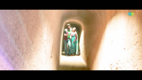 Phir Aur Kya Chahiye
