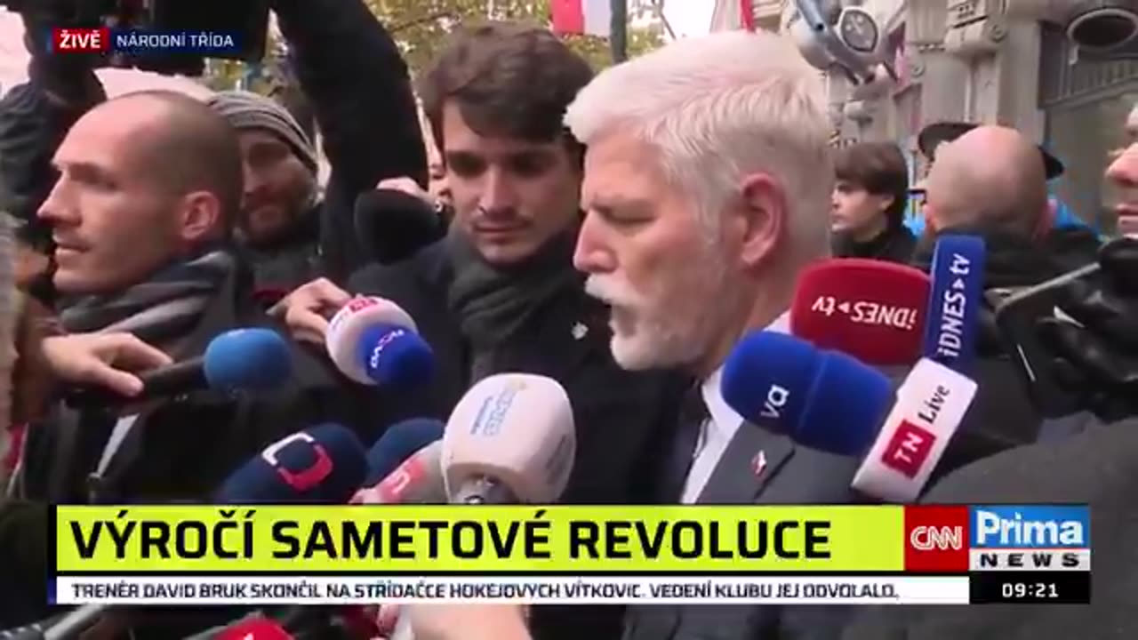 Odpověď p-rezidenta na otázku novinářky 17.11.1989