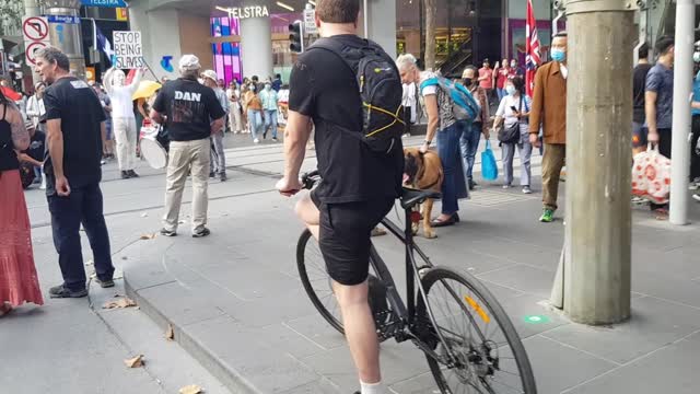 Melbourne Swanston & Burke Street Intersection 16 04 2022