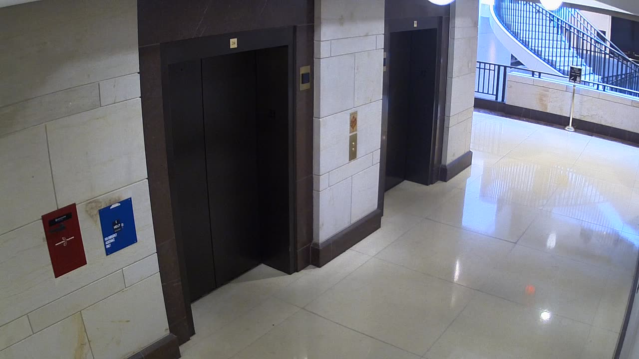 7050CVCLLElevator24-25Lobby_2021-01-06_15h37min27s360ms.mp4