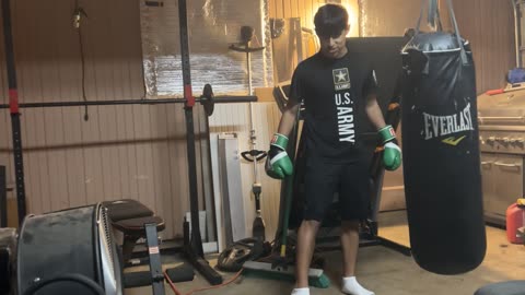 13 YEAR OLD BOXER KNOCKS OUT COCKY 18 YEAR OLD ARMY RECRUIT