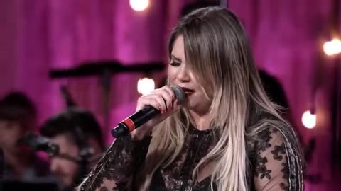Di Paullo & Paulino Part. Esp. Marília Mendonça - Estrelinha - "DVD Nós e Elas"