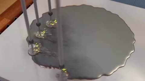 Making the Apple logo