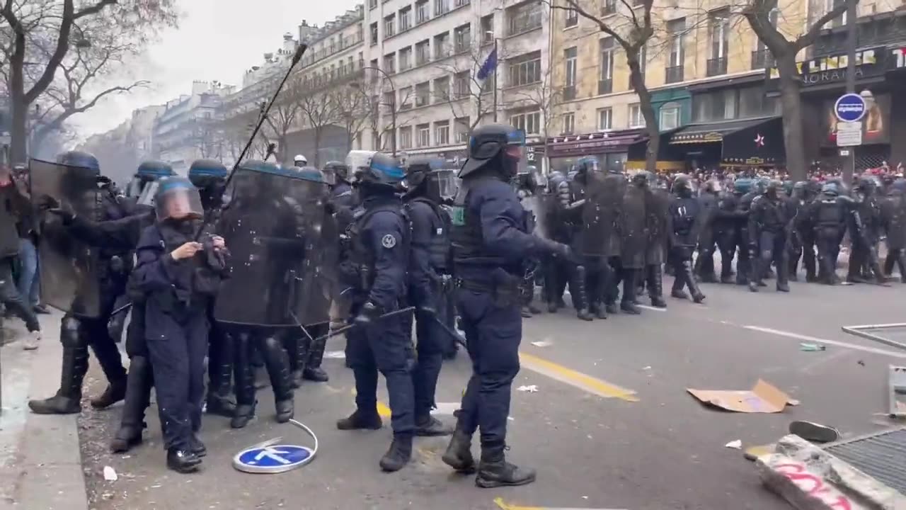 Paris France Cops start attacking protesters and rioters