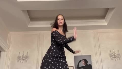 Who stopped the video! like