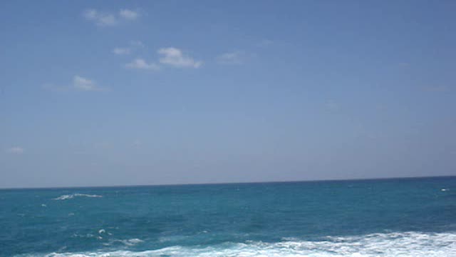 The sea 1