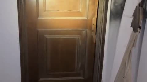 ARABIC GHOST HUNTER CAUGTH A GHOST IN CAMERA