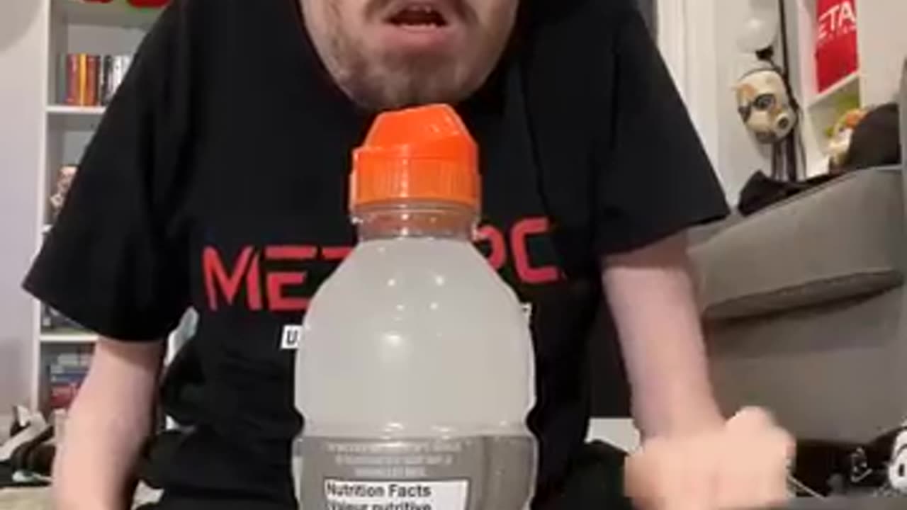 Remove the top of the bottle with one blow! 🤣😱