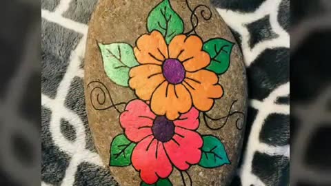 Top 30 floral rock and stone painting ideas