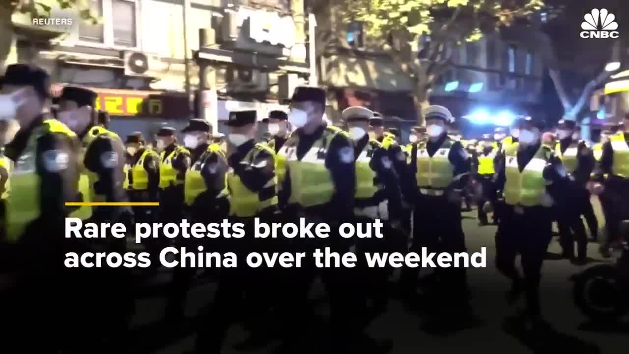 Protests against zero-Covid policy erupt across China