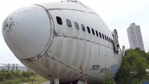 12 Most Incredible Abandoned Planes-4