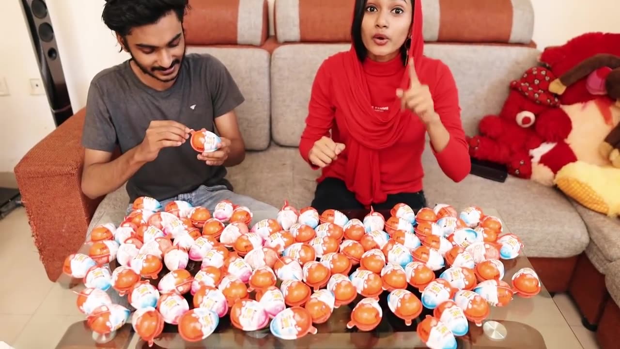 Unboxing 100 Kinder Joy!!!