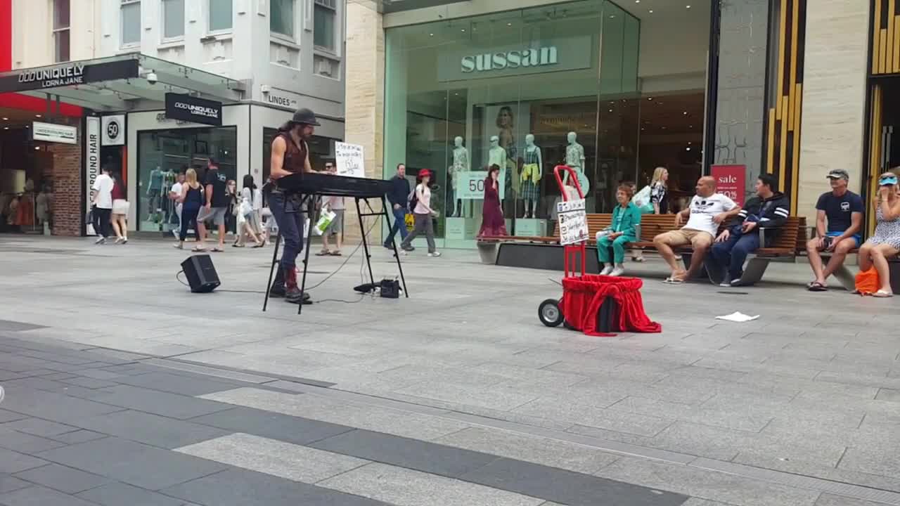 Street Performance piano