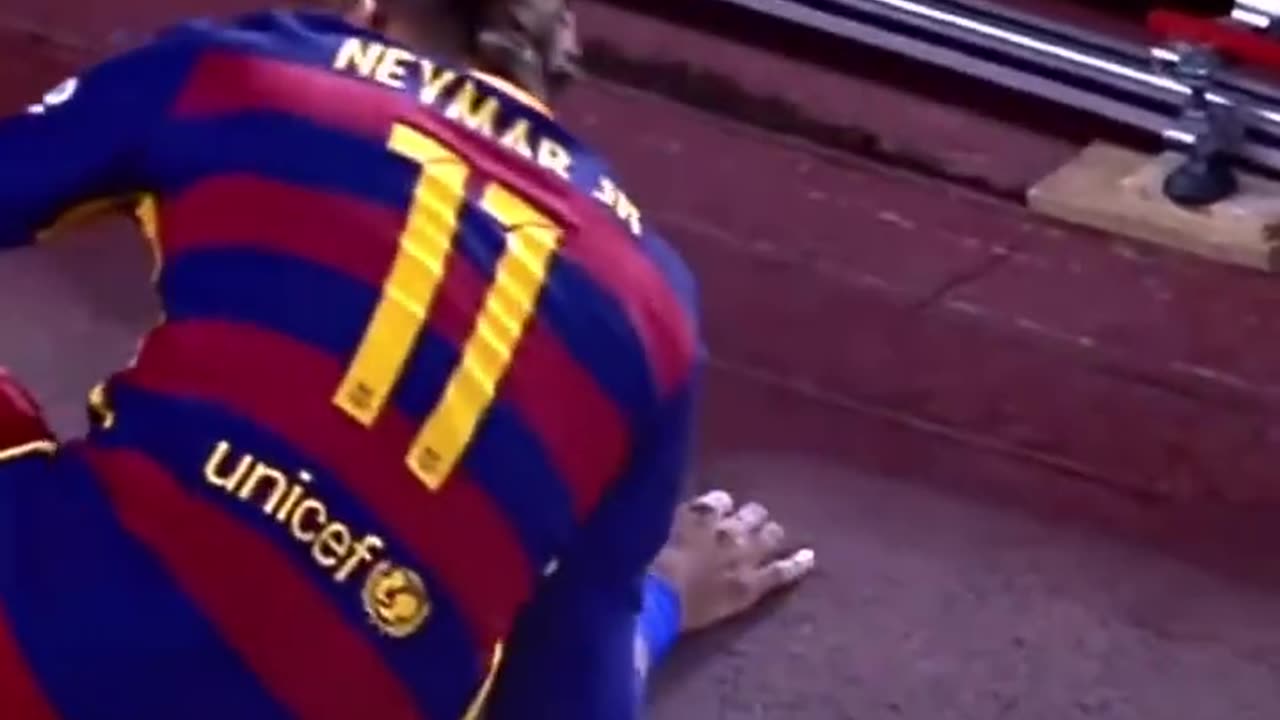 When you mess with Neymar...