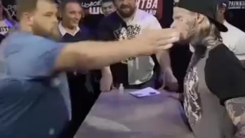 Slap competition knockouts little boy vs heavy weight