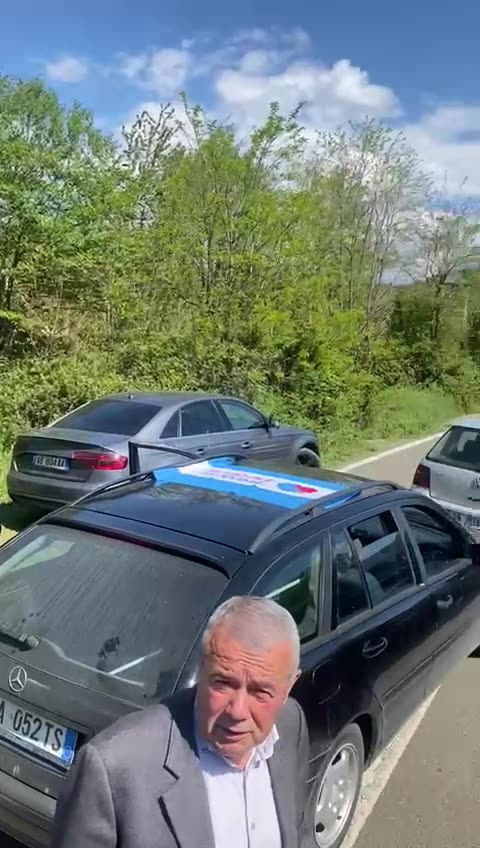 Berisha ne Fushe Arres, banoret dalin dhe e presin ne Gjegjan