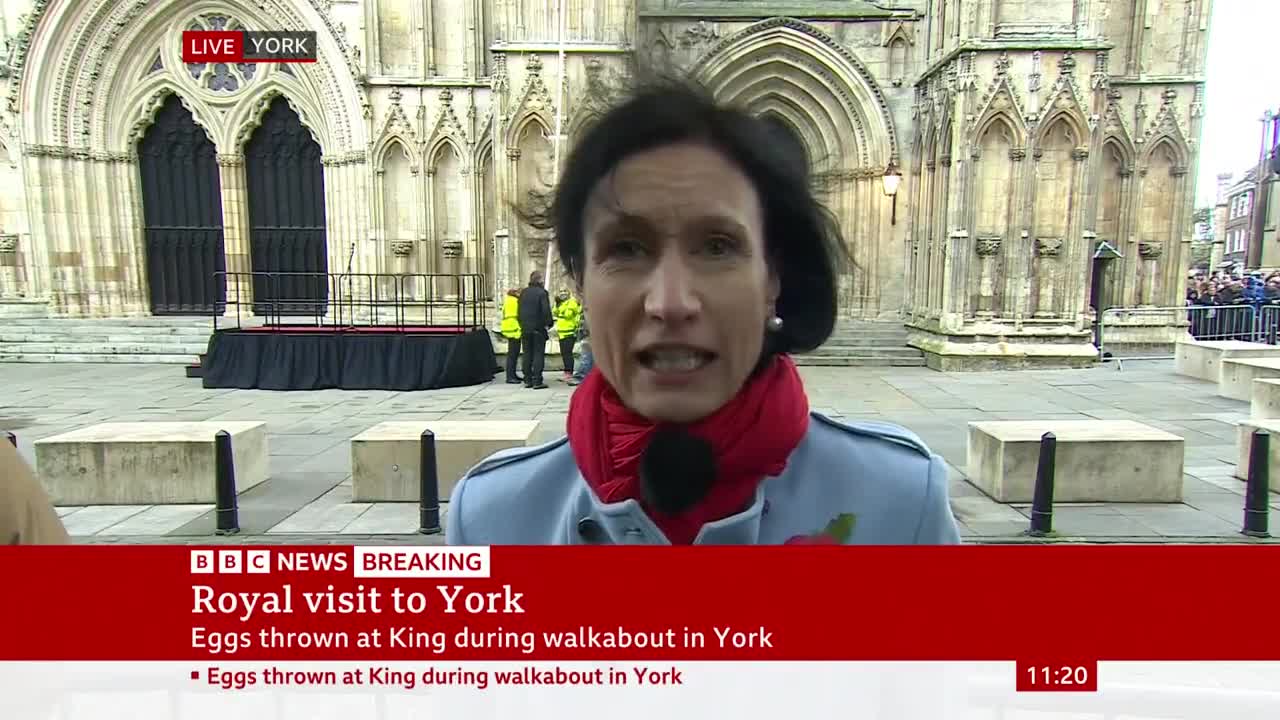 Eggs thrown at King Charles III in York - BBC News