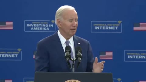 Bewildered Biden Says He Had His Picture Taken With Someone Who Wasn't Even There