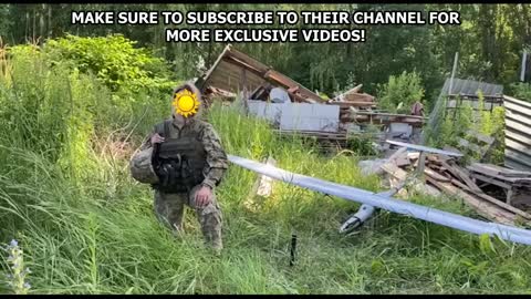 🔴Ukrainian Drone Captures Russian Soldiers Fleeing From Artillery Fire