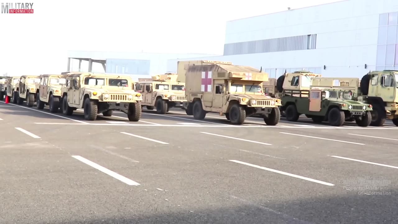 Philippines surprised by the arrival of 300 Military Vehicles and 20,000 US and UK Soldiers.