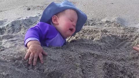 Funniest Babies on the Beach | Cute Baby Funny Moments-5