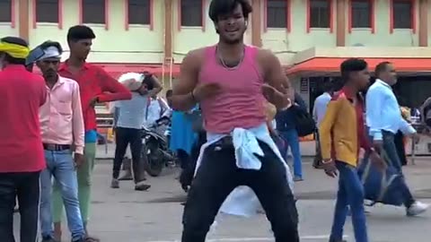 Chalelu dahariya to Nadi beech naiya dance