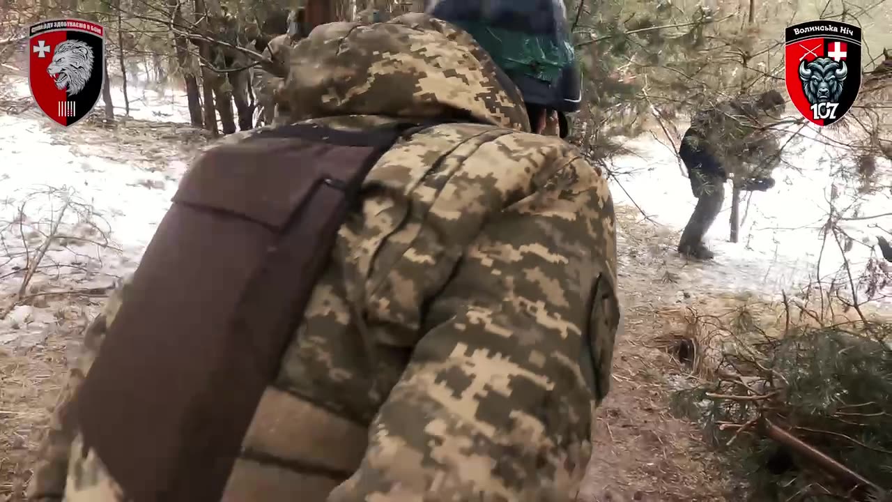 The Crew of a Ukrainian Recoilless Gun Fire on Russian Positions