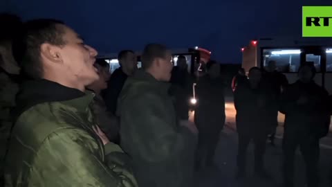 Released from Ukrainian captivity sing the anthem of Russia. Please subscribe