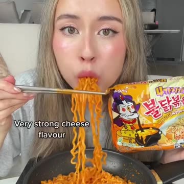 Buldak Quattro Cheese Spicy Noodles #samyang #mukbang #food
