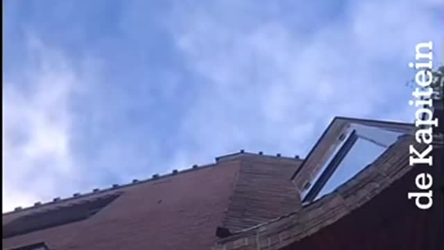 PROTEST BIJ DE KERSTMARKT IN VLAARDINGEN