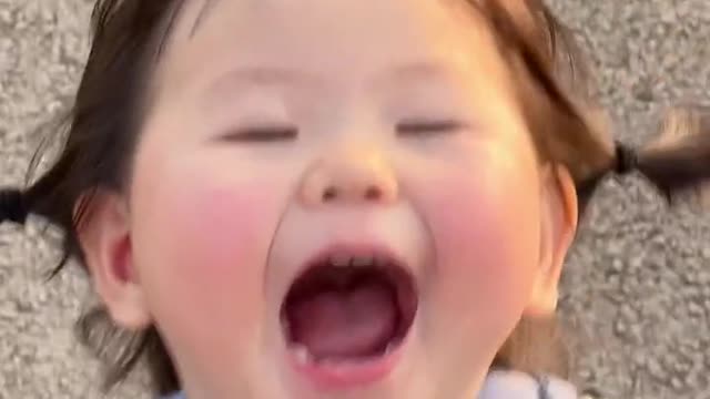 Aufzeichnungen, Baby, wächst langsam auf.