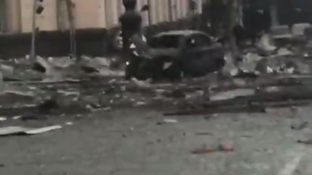 ️ Powerful airstrike in the Kharkiv regional administration, Sumska