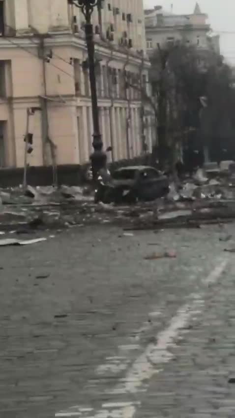 ️ Powerful airstrike in the Kharkiv regional administration, Sumska