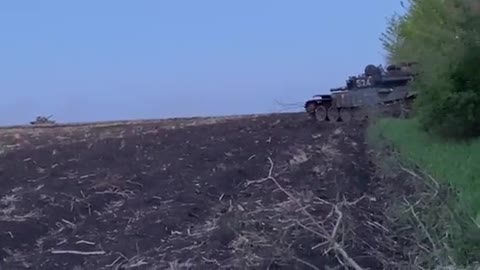 Ukrainian Tank Destroys Disabled Russian One