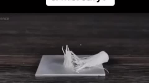 What happens when you combine aluminium & mercury?