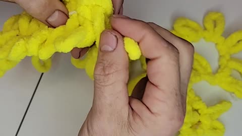How to finger Crochet a blanket with bulky yarn
