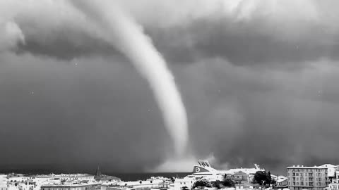 5 Biggest Tornadoes in All History
