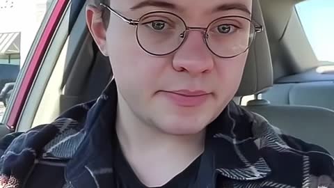 TikToker, Of A 16 year old Girl Who Regrets Being On Testosterone For 5 years