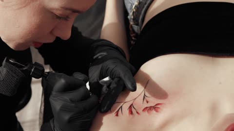 Girl tattoo full hard work💯💯💯