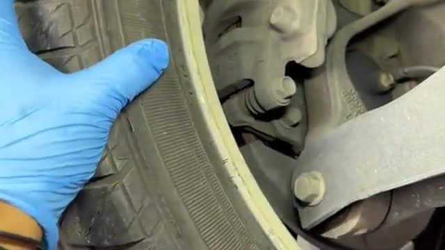 Automobile tire condition detection