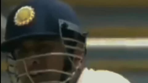Ms Dhoni reverse sweep shot
